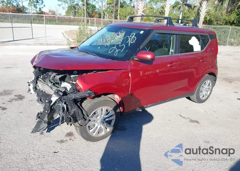 2021 Kia Soul Lx z USA, uszkodzony, nr VIN KNDJ23AU0M7742378